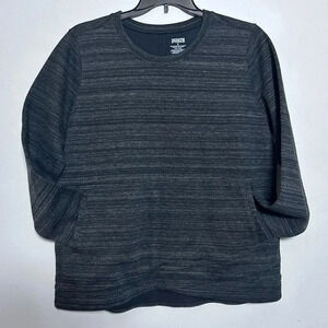 Women’s Duluth Trading heavy sweatshirt with front pocket. Size XL
